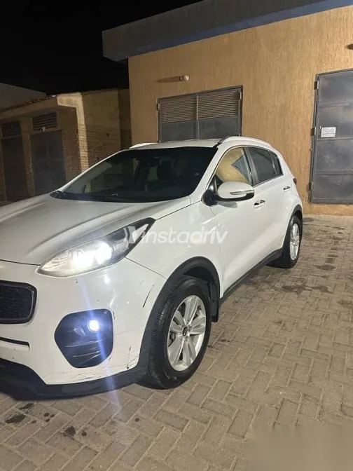 Kia Sportage 2017 White Used for Sale - 3