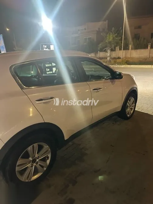 Kia Sportage 2017 White Used for Sale - 7
