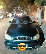 دايو لانوس 1999 أخضر مستعملة للبيع