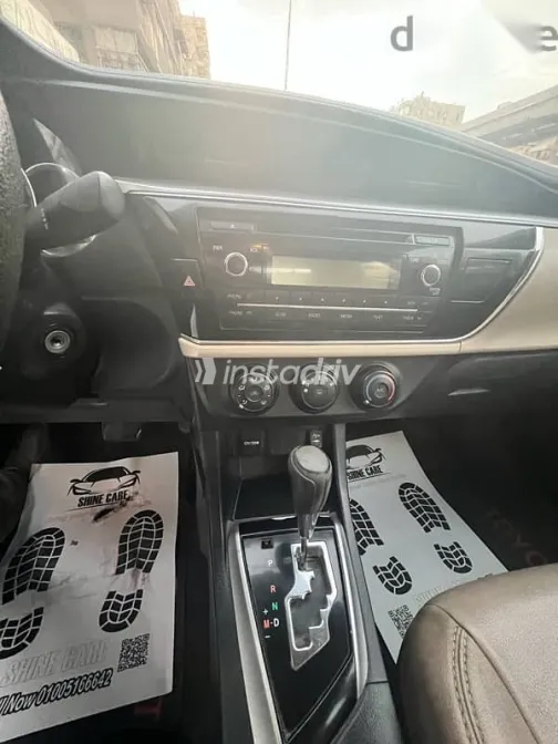 Toyota Corolla 2016 Black Used for Sale - 8