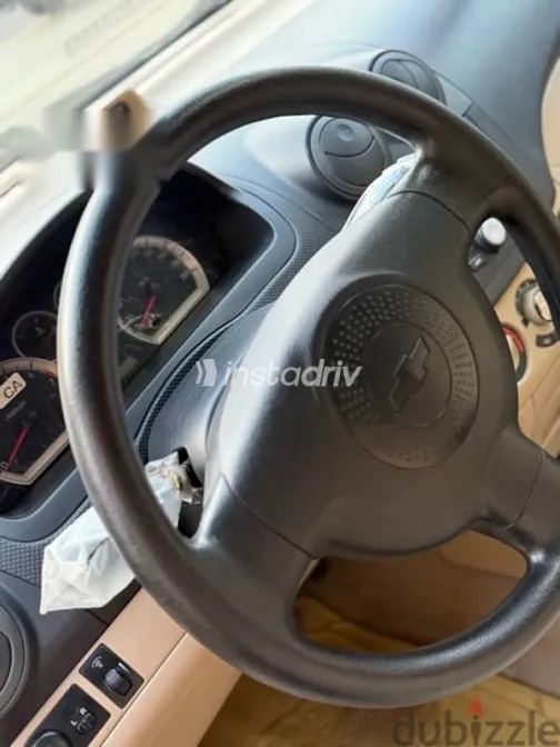 شيفروليه افيو 2016 رمادي مستعملة للبيع - 9