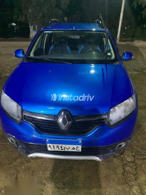 رينو سانديرو 2016 أزرق غامق مستعملة للبيع - 6