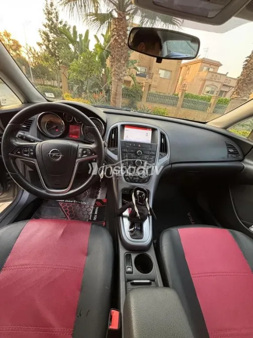 Opel Astra 2021 White Used for Sale - 4