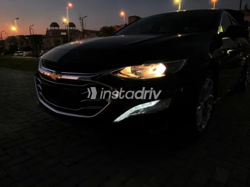 شيفروليه ماليبو 2019 أبيض مستعملة للبيع - 2