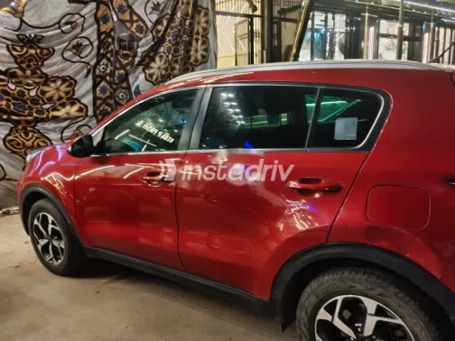 كيا سبورتاج 2020 أبيض مستعملة للبيع - 2