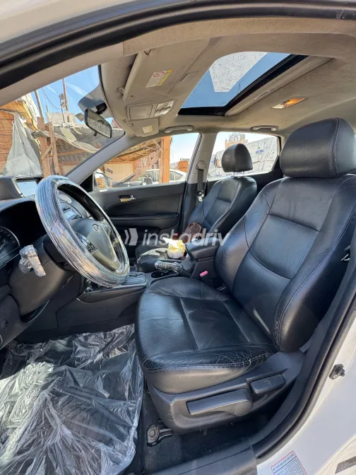 هيونداي I30 2008 أبيض مستعملة للبيع - 5