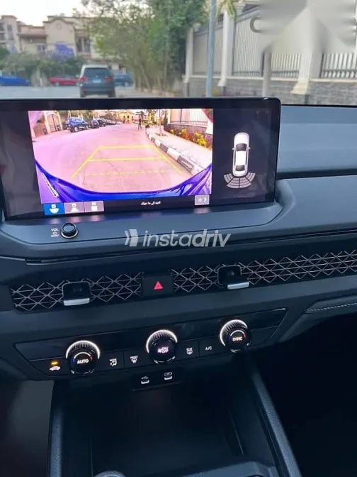 هوندا أكورد 2023 أزرق غامق مستعملة للبيع - 4