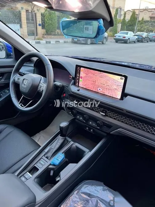هوندا أكورد 2023 أزرق غامق مستعملة للبيع - 5