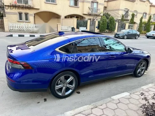 هوندا أكورد 2023 أزرق غامق مستعملة للبيع - 7