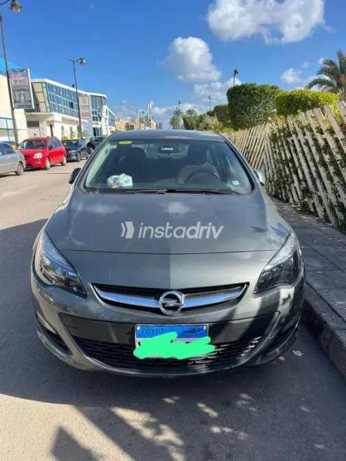 اوبل أسترا 2020 رمادي غامق مستعملة للبيع - 5