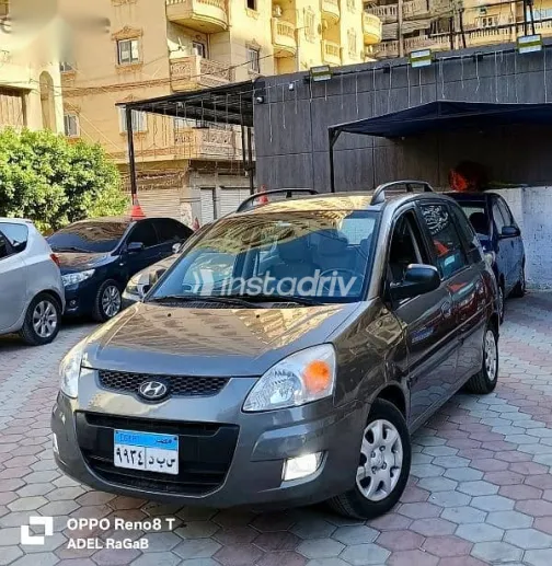 Hyundai Matrix 2010 Brown Used for Sale - 1