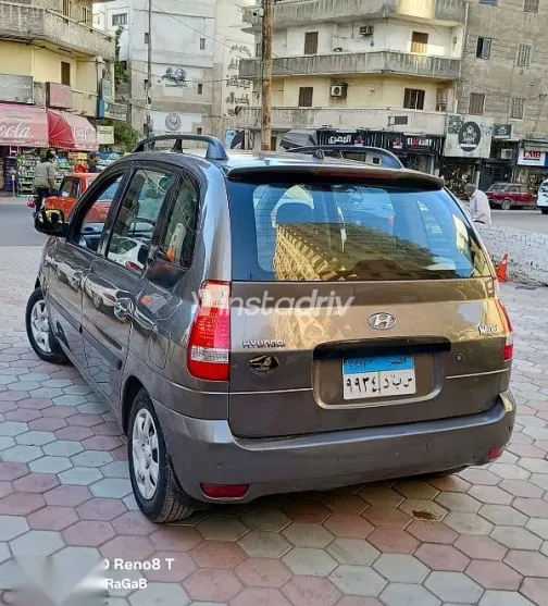 Hyundai Matrix 2010 Brown Used for Sale - 7