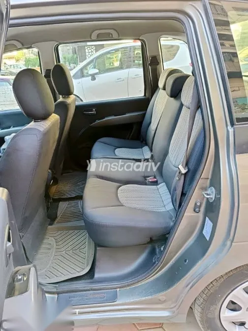 Hyundai Matrix 2010 Brown Used for Sale - 8