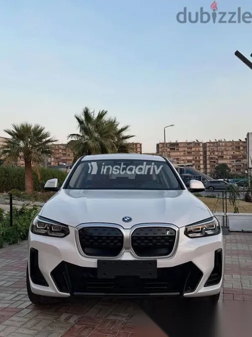 بي ام دبليو IX3 2025 أبيض جديدة للبيع - 1