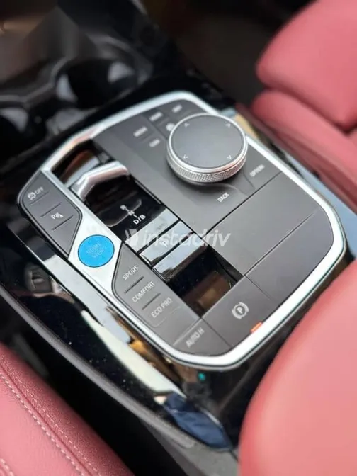 بي ام دبليو IX3 2025 أبيض جديدة للبيع - 5