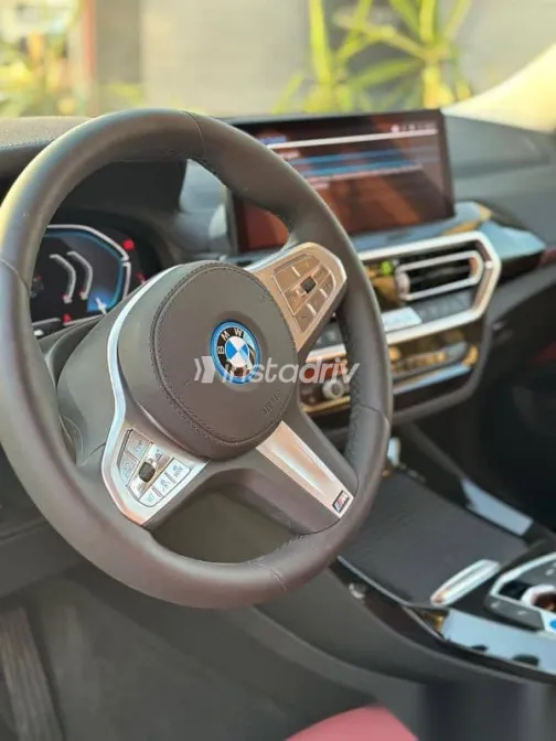 بي ام دبليو IX3 2025 أبيض جديدة للبيع - 10