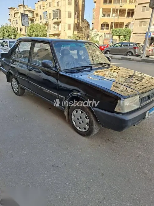 فيات شاهين 2004 أسود مستعملة للبيع - 5