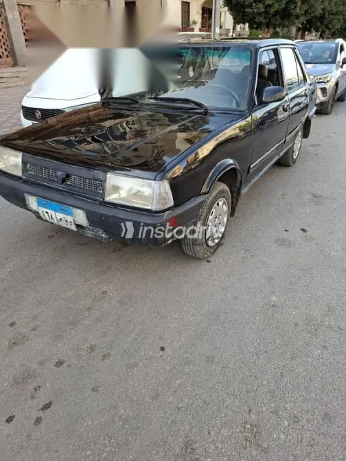 فيات شاهين 2004 أسود مستعملة للبيع - 6