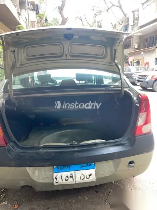 Renault Logan 2009 Gold Used for Sale - 10