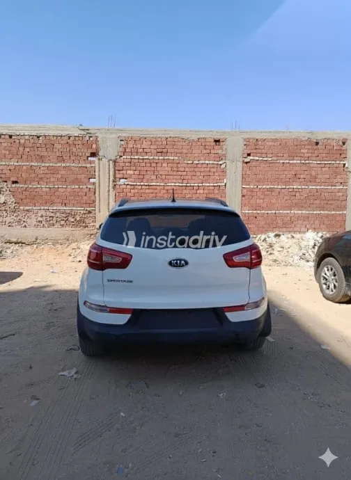 كيا سبورتاج 2012 أبيض مستعملة للبيع - 1
