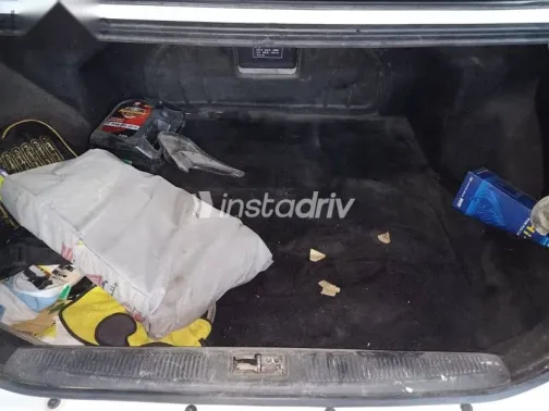 Hyundai Avante 2000 White Used for Sale - 6