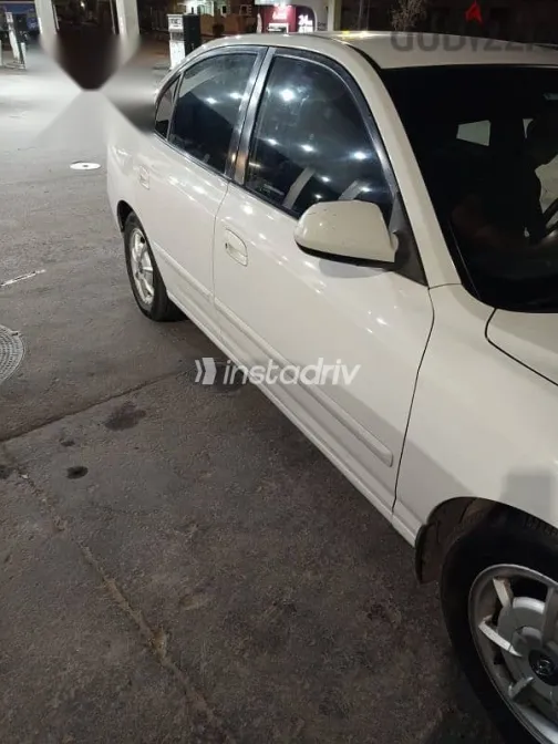 Hyundai Avante 2000 White Used for Sale - 8