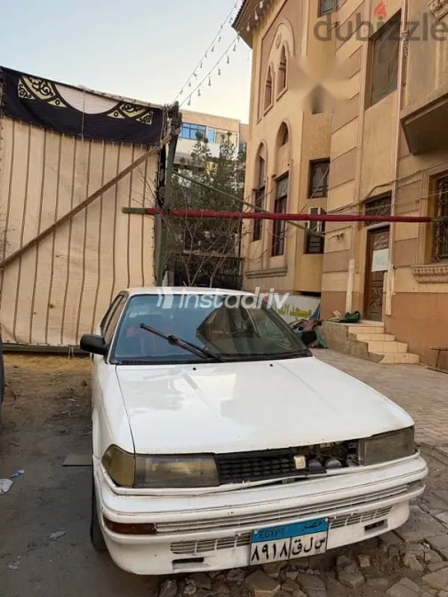 Toyota Corolla 1991 White Used for Sale - 3