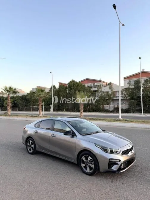 Kia Cerato 2021 Gray Used for Sale - 1