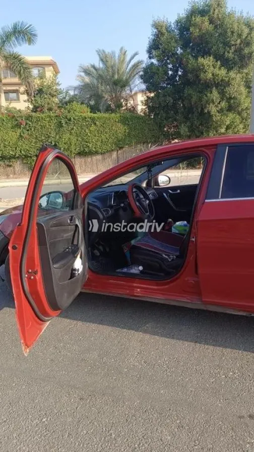 Chery Arrizo 5 2022 Red Used for Sale - 3