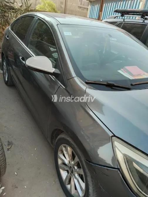 Chery Arrizo 5 2022 White Used for Sale - 3