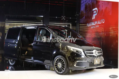 Mercedes V 250 2022 White Used for Sale - 8