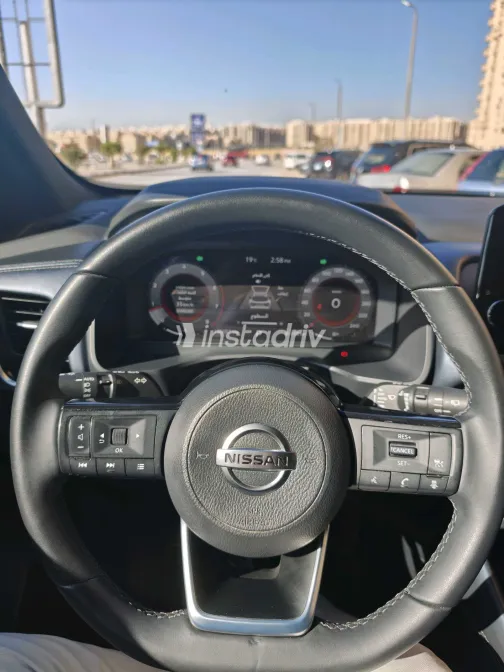 نيسان قشقاي 2021 أبيض مستعملة للبيع - 6