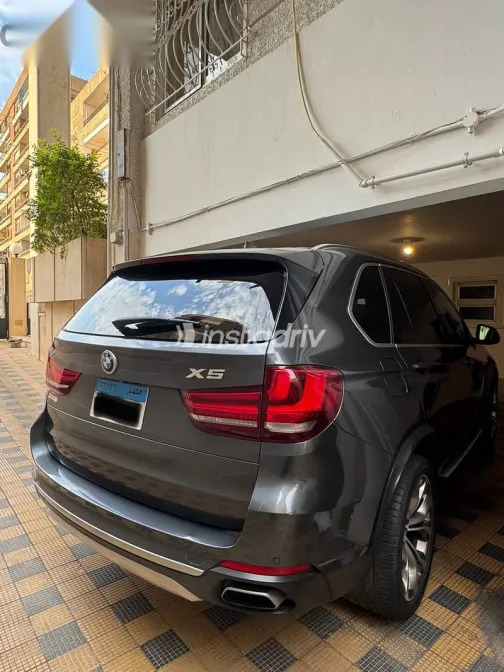 BMW X5 2018 Gray Used for Sale - 3