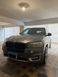 بي ام دبليو X5 2018 رمادي مستعملة للبيع