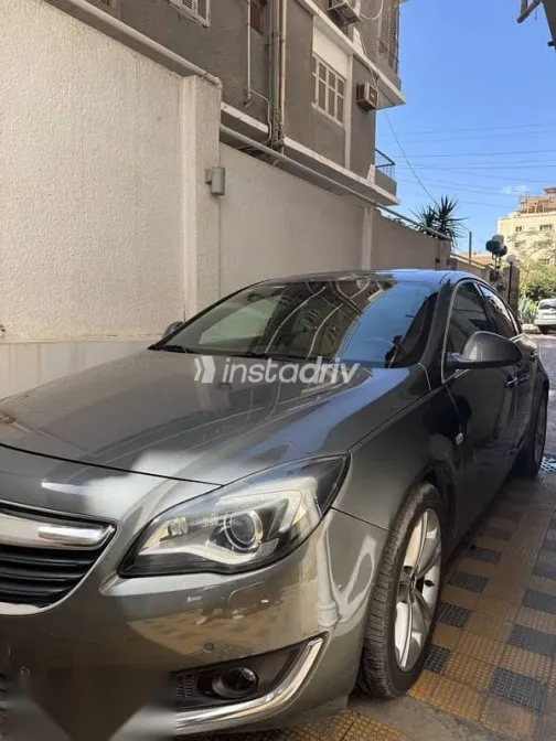 اوبل أنسيجنيا 2017 رمادي مستعملة للبيع - 4