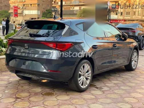 سيات ليون 2026 رمادي جديدة للبيع - 5