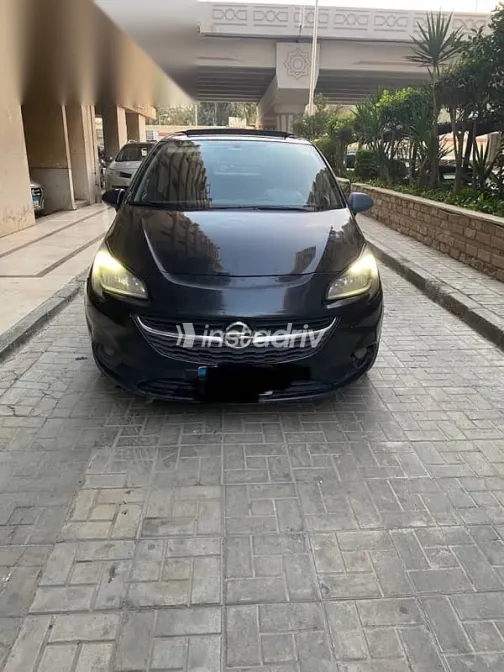 اوبل كورسا 2015 أسود مستعملة للبيع - 1