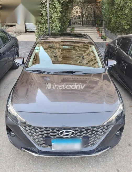 هيونداي اكسنت 2021 رمادي مستعملة للبيع - 5