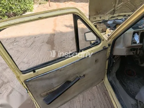 فيات 127 1983 أصفر مستعملة للبيع - 4