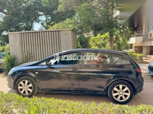 سيات ليون 2008 أسود مستعملة للبيع - 3