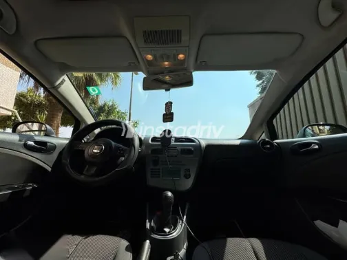 سيات ليون 2008 أسود مستعملة للبيع - 6