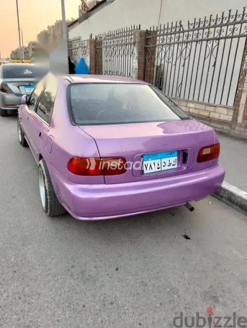 هوندا سيفك 1992 أبيض مستعملة للبيع - 3