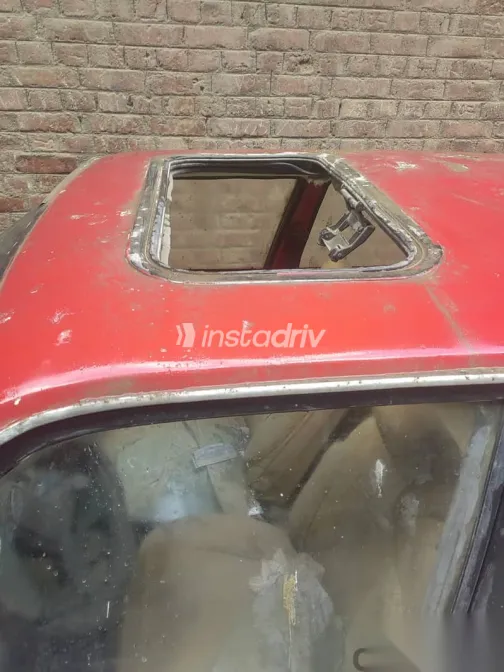 بيجو 305 1978 أحمر مستعملة للبيع - 4