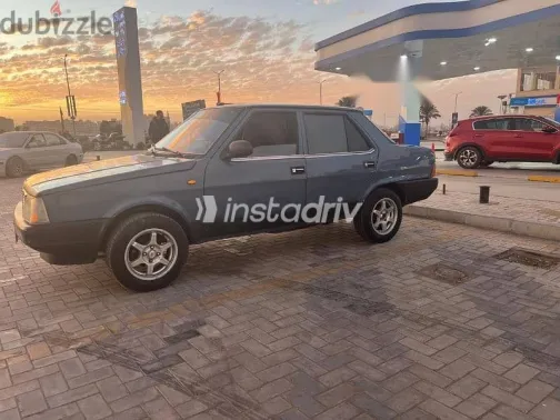 فيات ريجاتا 1986 أزرق غامق مستعملة للبيع - 2