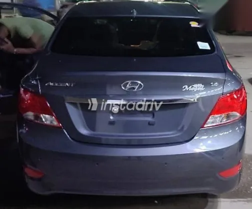 هيونداي اكسنت 2026 أزرق غامق جديدة للبيع - 5