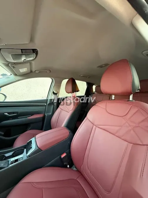 هيونداي توسان 2021 أبيض مستعملة للبيع - 7