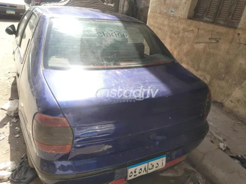 فيات سينا 2001 أزرق غامق مستعملة للبيع - 1