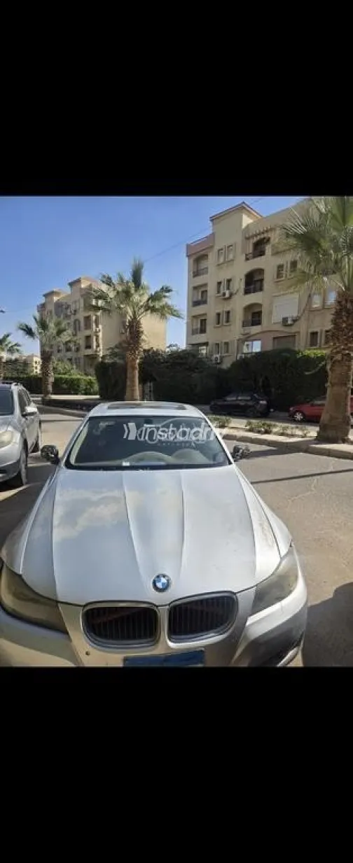 BMW 320 2009 Silver Used for Sale - 1