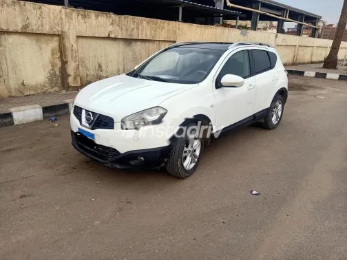 نيسان قشقاي 2013 أبيض مستعملة للبيع - 3