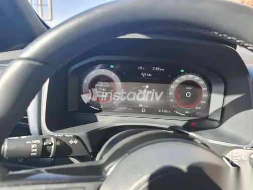 Nissan Qashqai 2021 Gray Used for Sale - 1